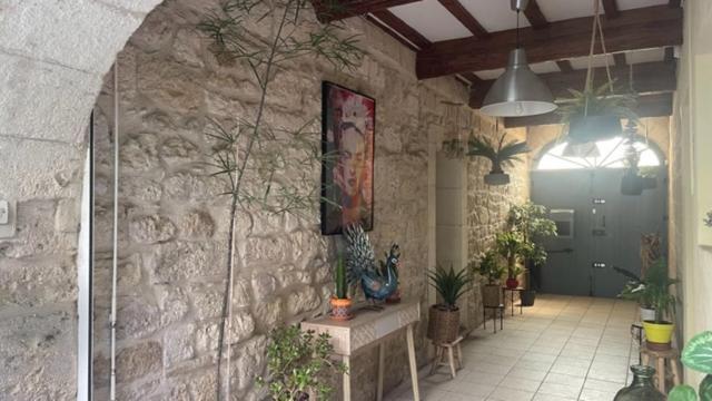 Le Rouget Lägenhet Beaucaire  Exteriör bild